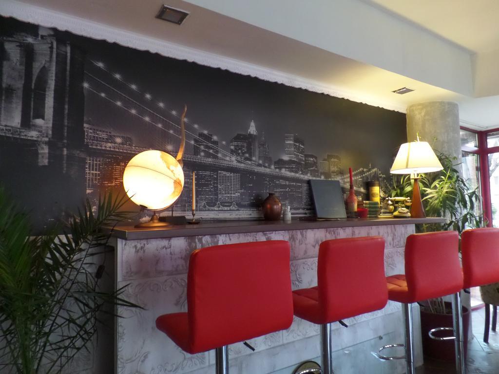 Hotel Ss Residence Unirii บูคาเรสต์ ภายนอก รูปภาพ