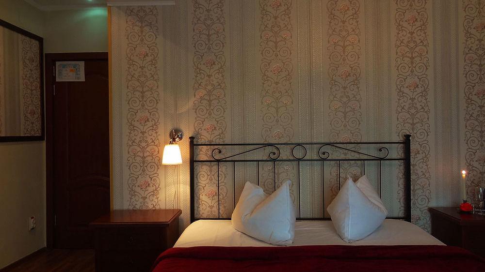 Hotel Ss Residence Unirii บูคาเรสต์ ภายนอก รูปภาพ
